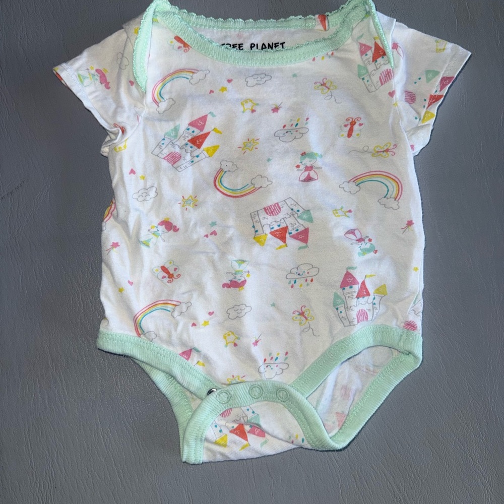 Free Planet Bodysuit with Mint Trim and Pink Castle Design